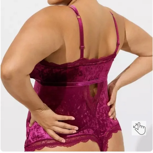 TORRID Velvet Lace Bodysuit - Picture 3 of 9